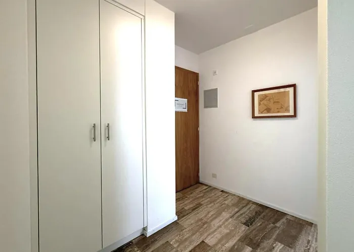 Apartman Mayenzett 33 *